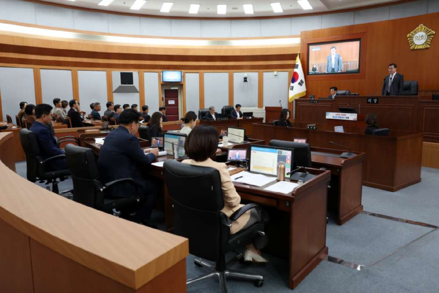 251031_오산시의회__제297회_임시회_폐회_01.JPG