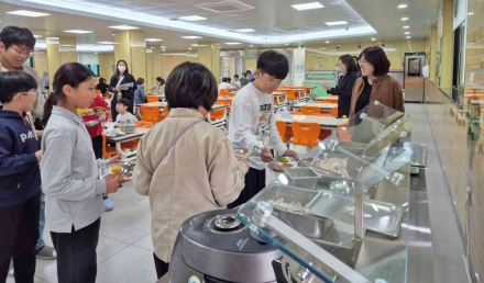 화성오산교육지원청, 자율선택급식 체험단 운영